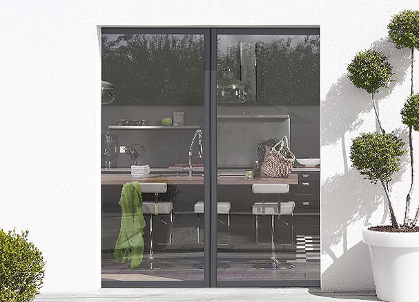 Por qué cambiar la puerta exterior de tu casa por puertas de aluminio en  Terrassa? - Aluminios Nou Stil